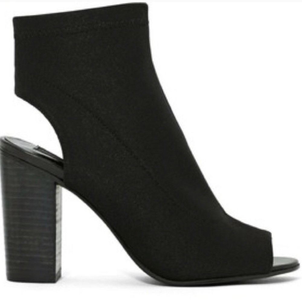 Steven By Steve Madden Sybil Bootie - image 1